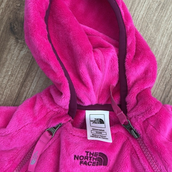 Northface fleece bunting 18-24 months - Picture 2 of 4